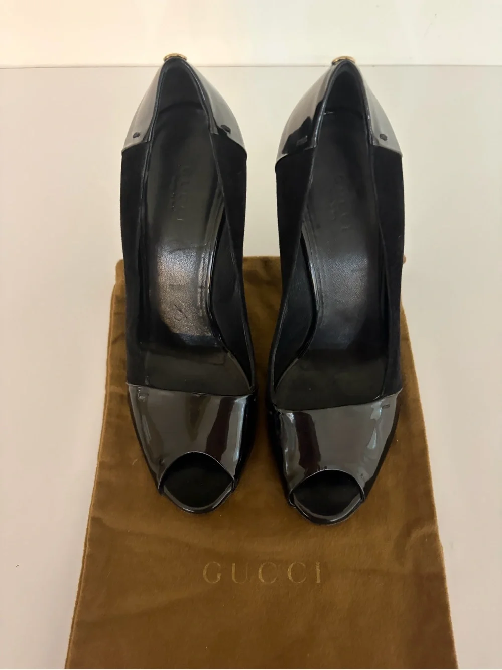 Gucci Black Patent leather & Suede platform Peep-Toe Pumps